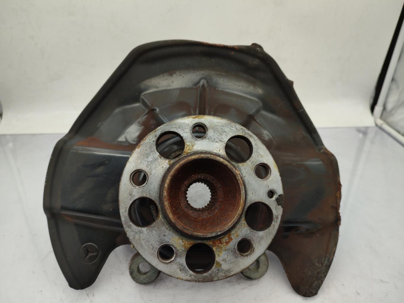 Fusee avant gauche MERCEDES CLASSE A 169 PHASE 2 Diesel - 1