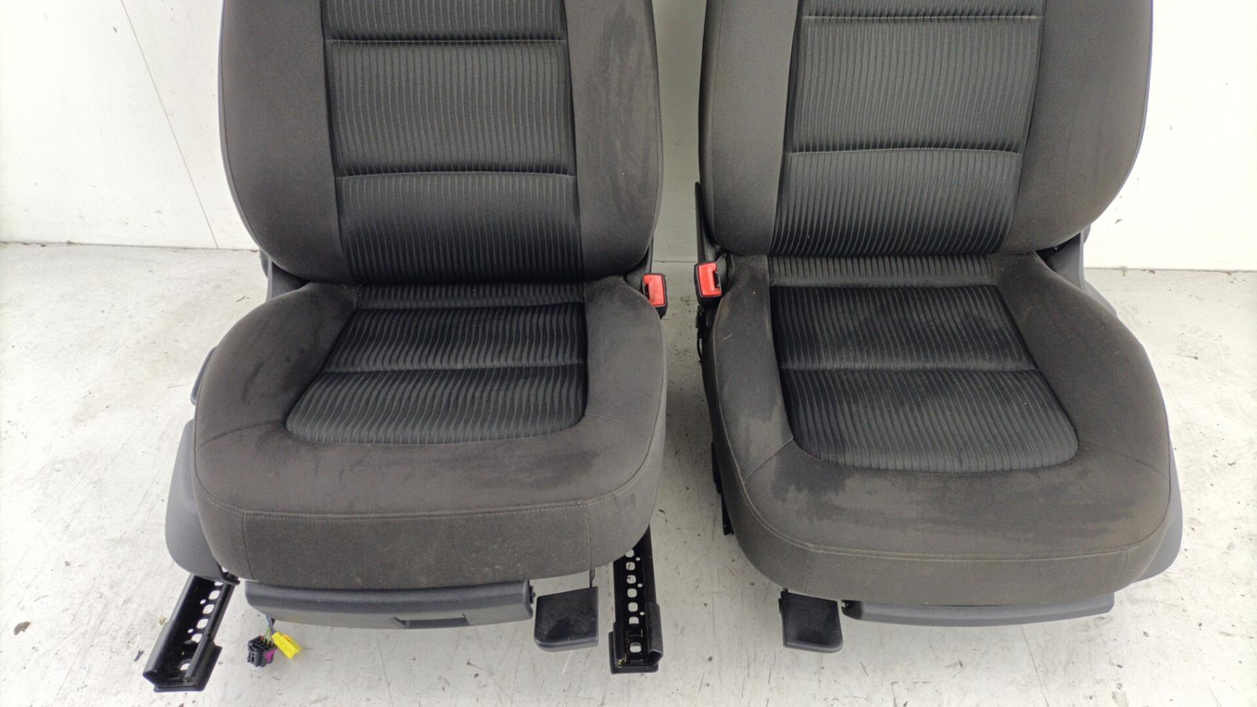 Interieur complet AUDI A4 3 AVANT PHASE 1 BREAK Diesel - 1