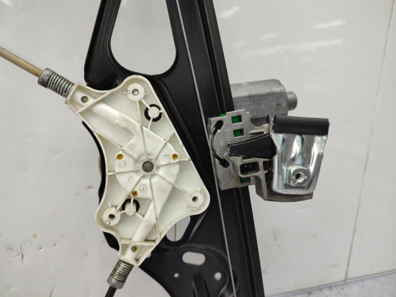 Alzacristalli elettrico anteriore destro MERCEDES CLASSE E 211 PHASE 1 Diésel - 1