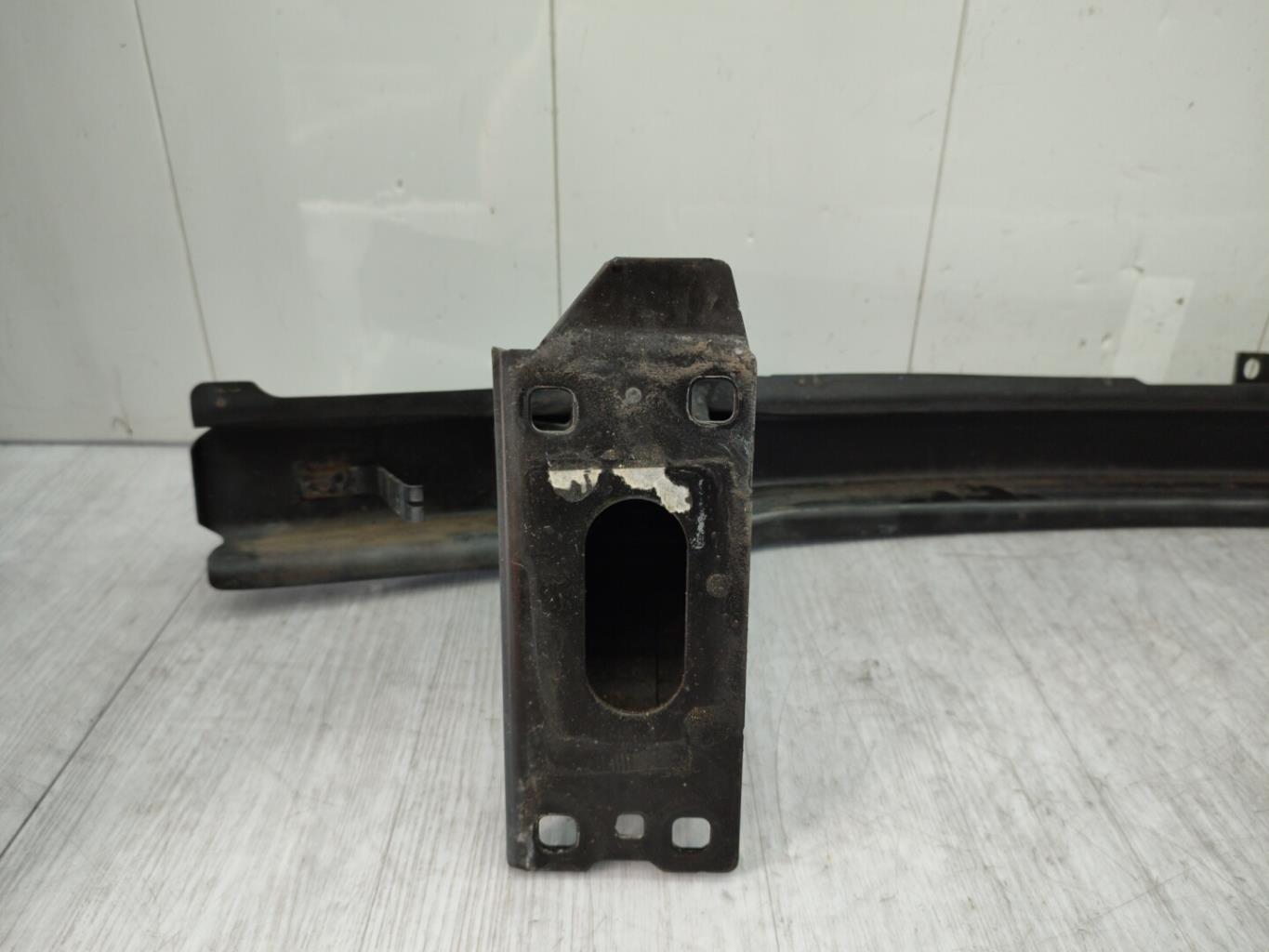 Traversa rinforzo paraurti anteriore BMW SERIE 3 E91 TOURING PHASE 2 BREAK Diésel - 1