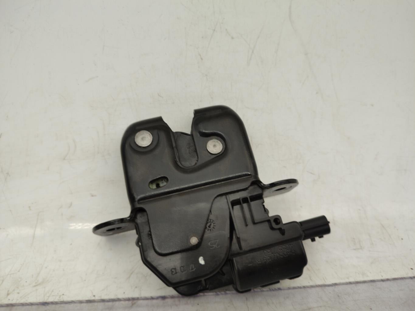 Serrure de coffre RENAULT TWINGO 2 PHASE 2 Essence - 1