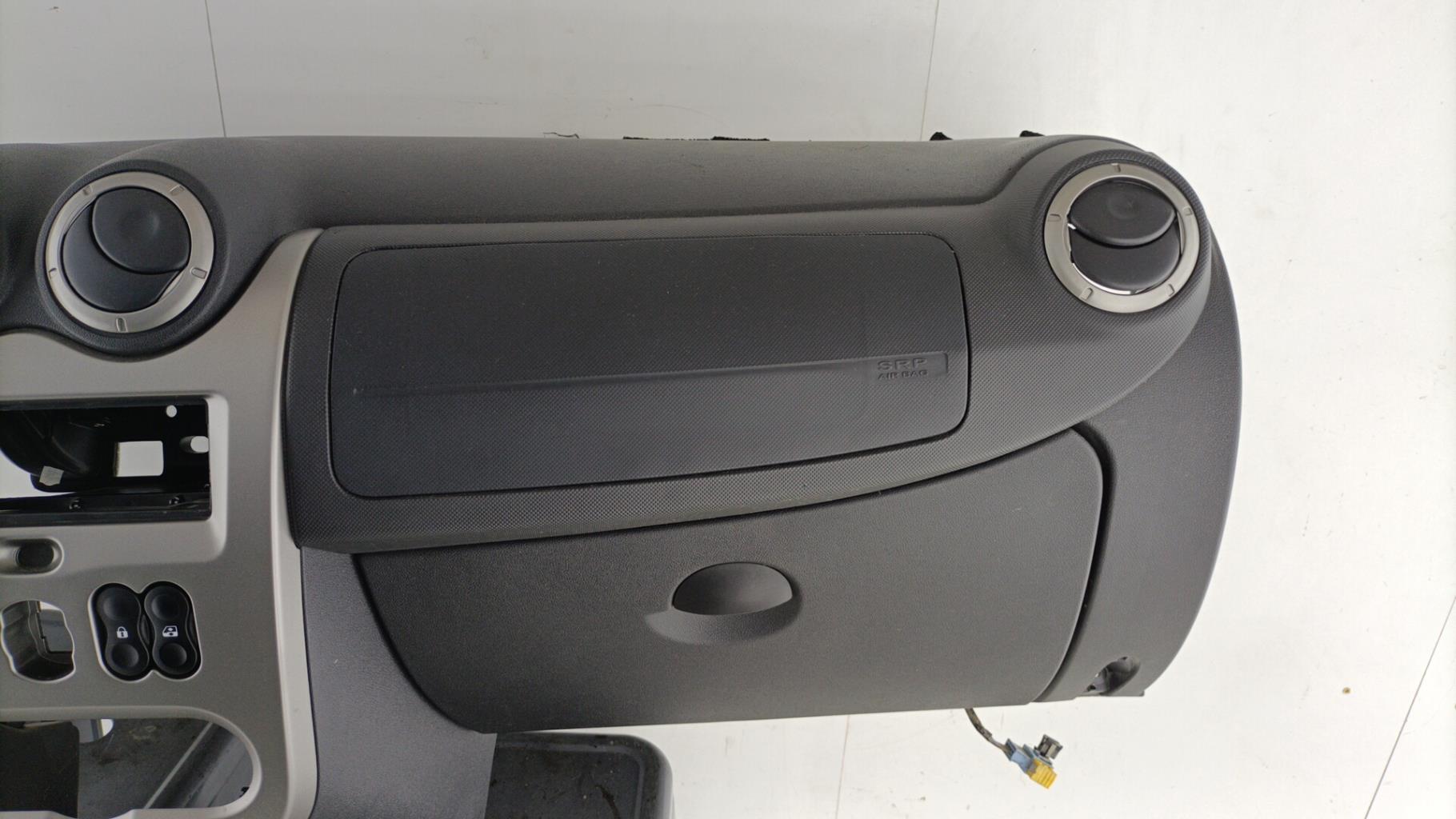Tableau de bord DACIA DUSTER 1 PHASE 1 Diesel - 1