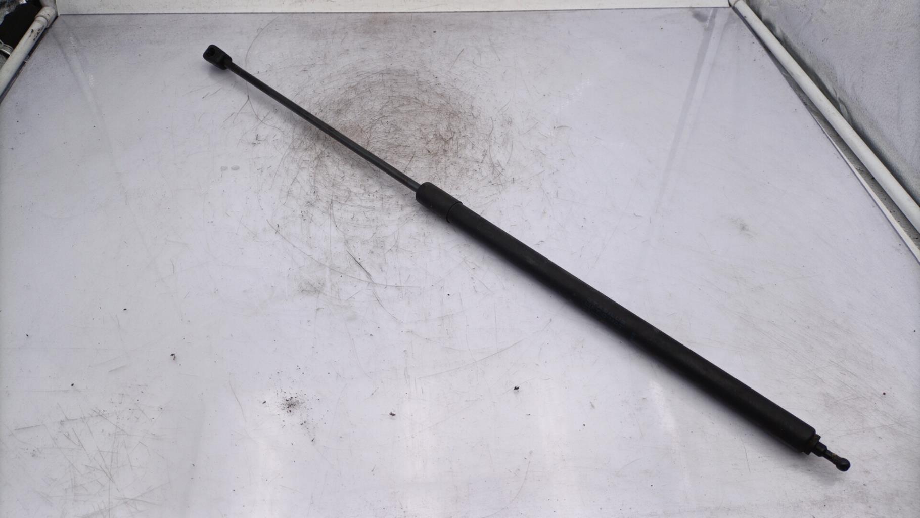 Verin de capot RENAULT MEGANE 3 PHASE 1 Diesel - 1