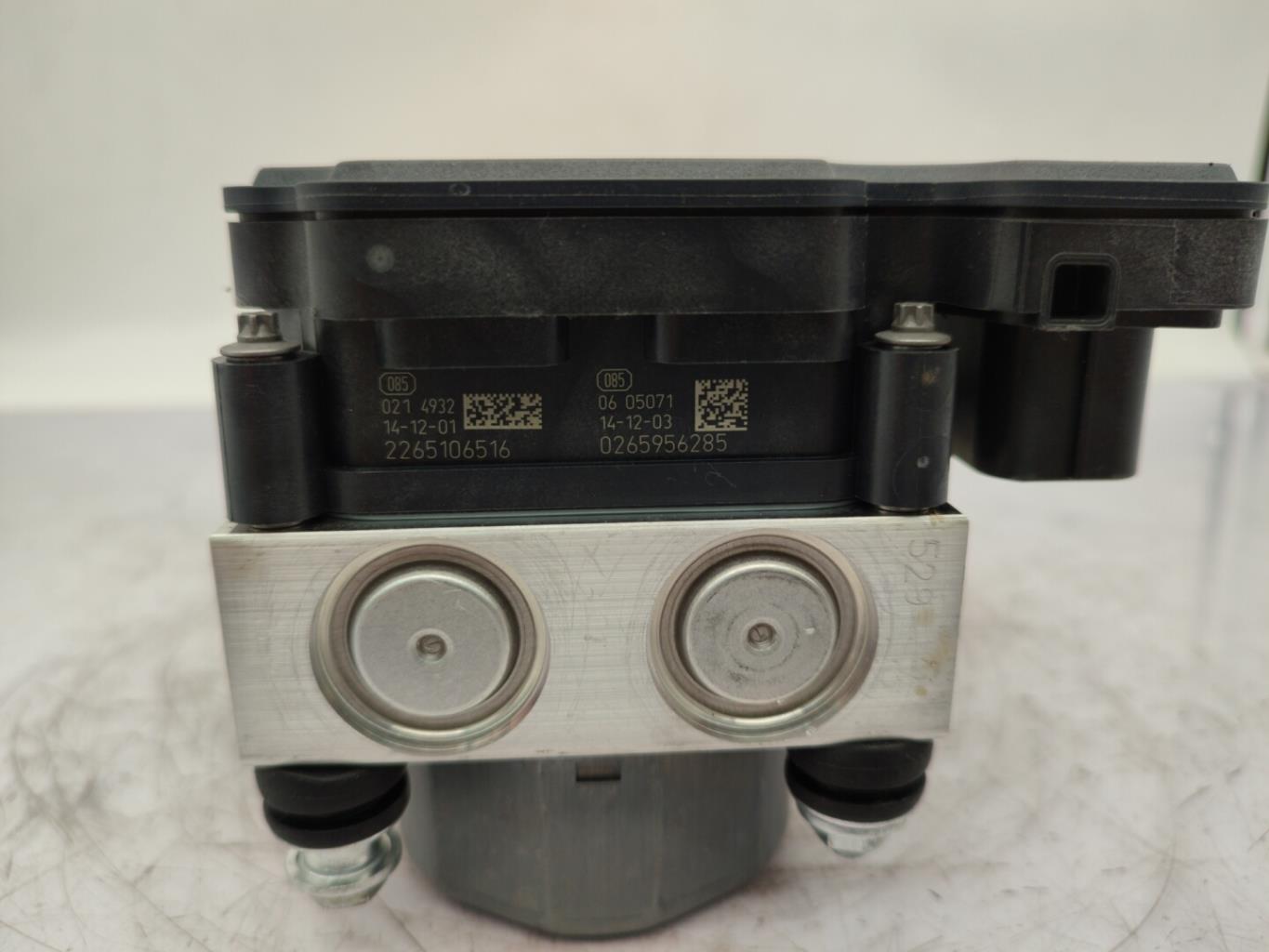 Bloc ABS (freins anti-blocage) RENAULT CLIO 4 PHASE 1 Diesel - 1