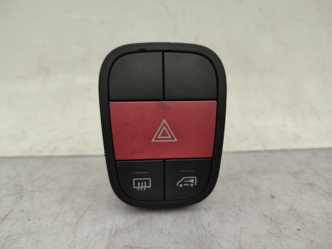 Bouton de warning PEUGEOT BIPPER Diesel - 1