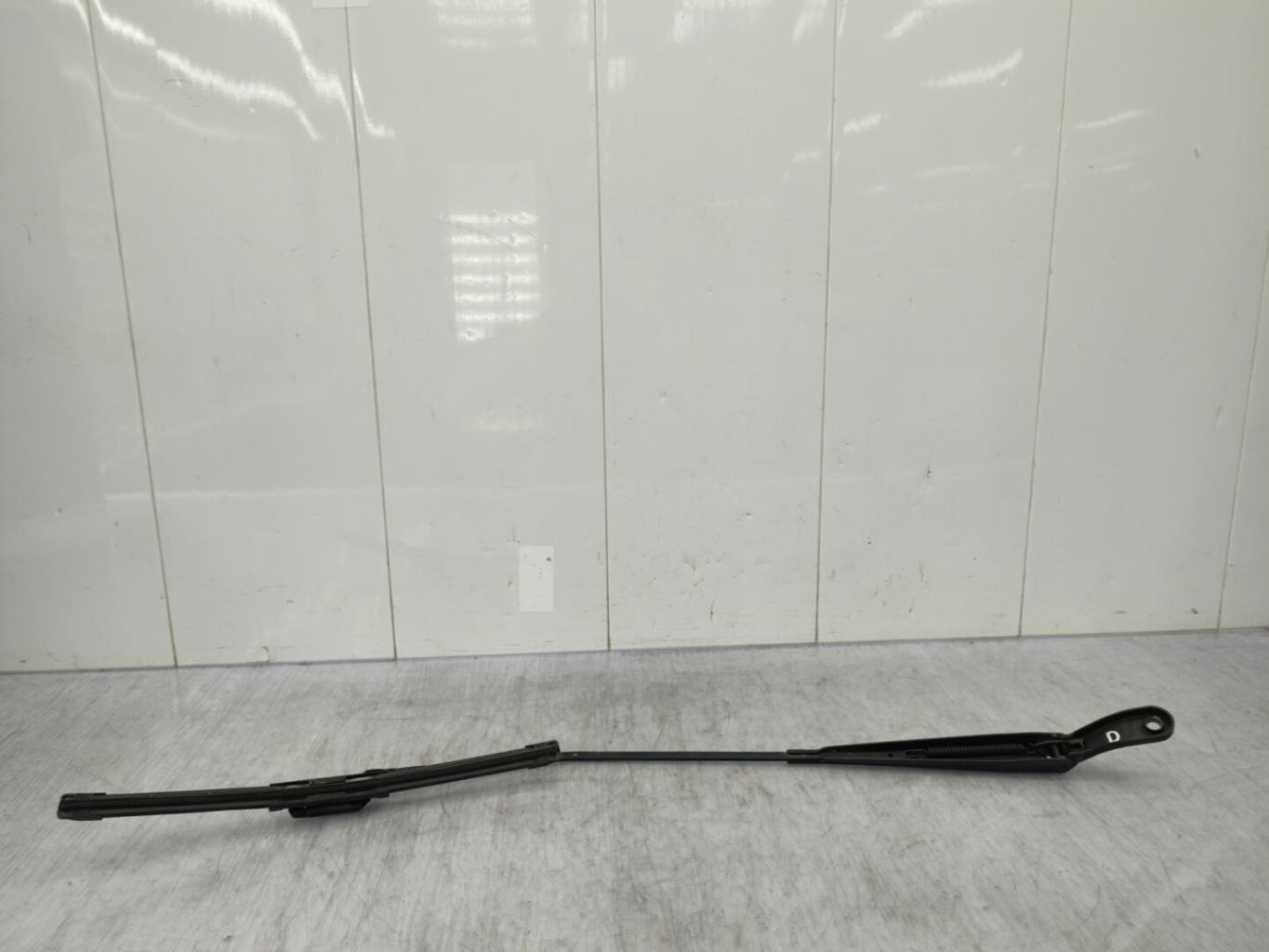 Braccio tergicristallo anteriore destro PEUGEOT 208 1 PHASE 1 Diésel - 1