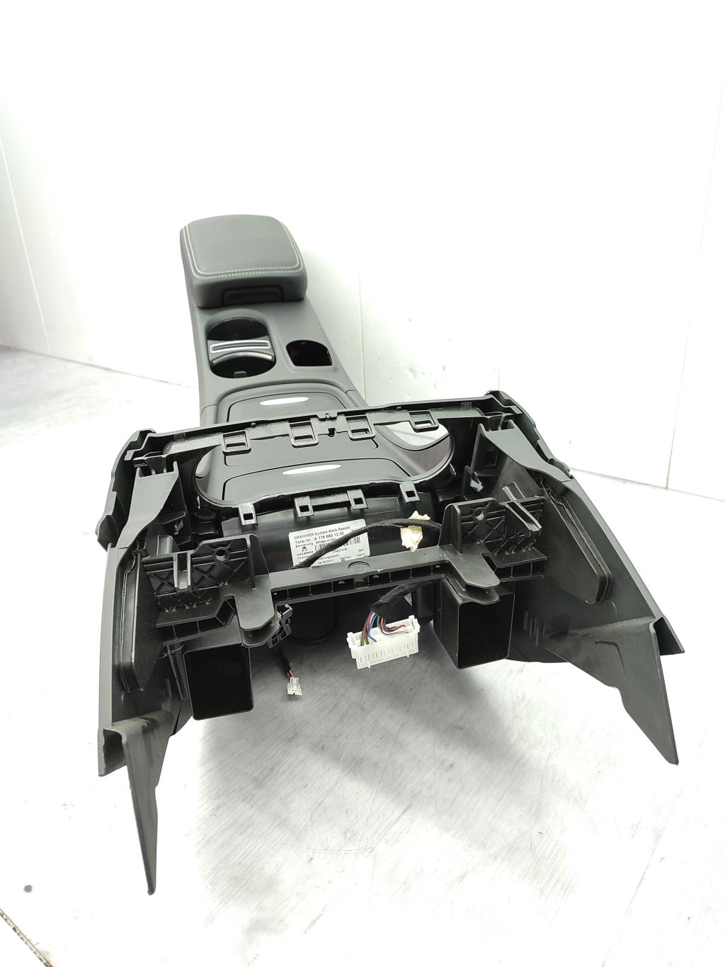 Consolle centrale (interno in plastica) MERCEDES CLASSE A 176 PHASE 1 Gasolina - 1