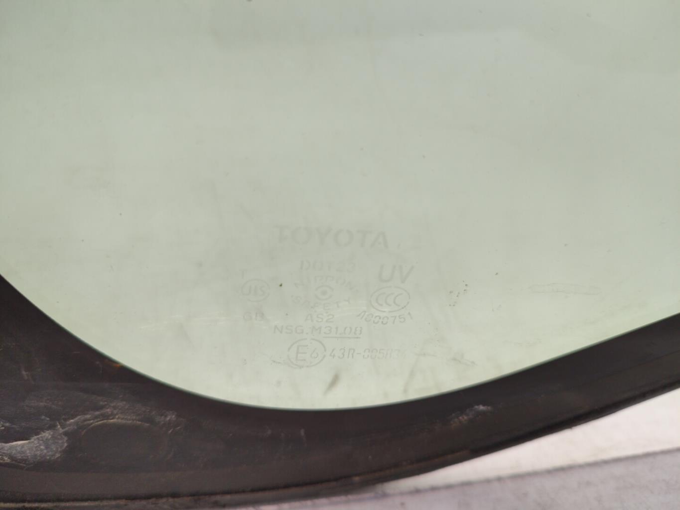 Custode arriere droit TOYOTA PRIUS 2 Essence/Hybride - 1