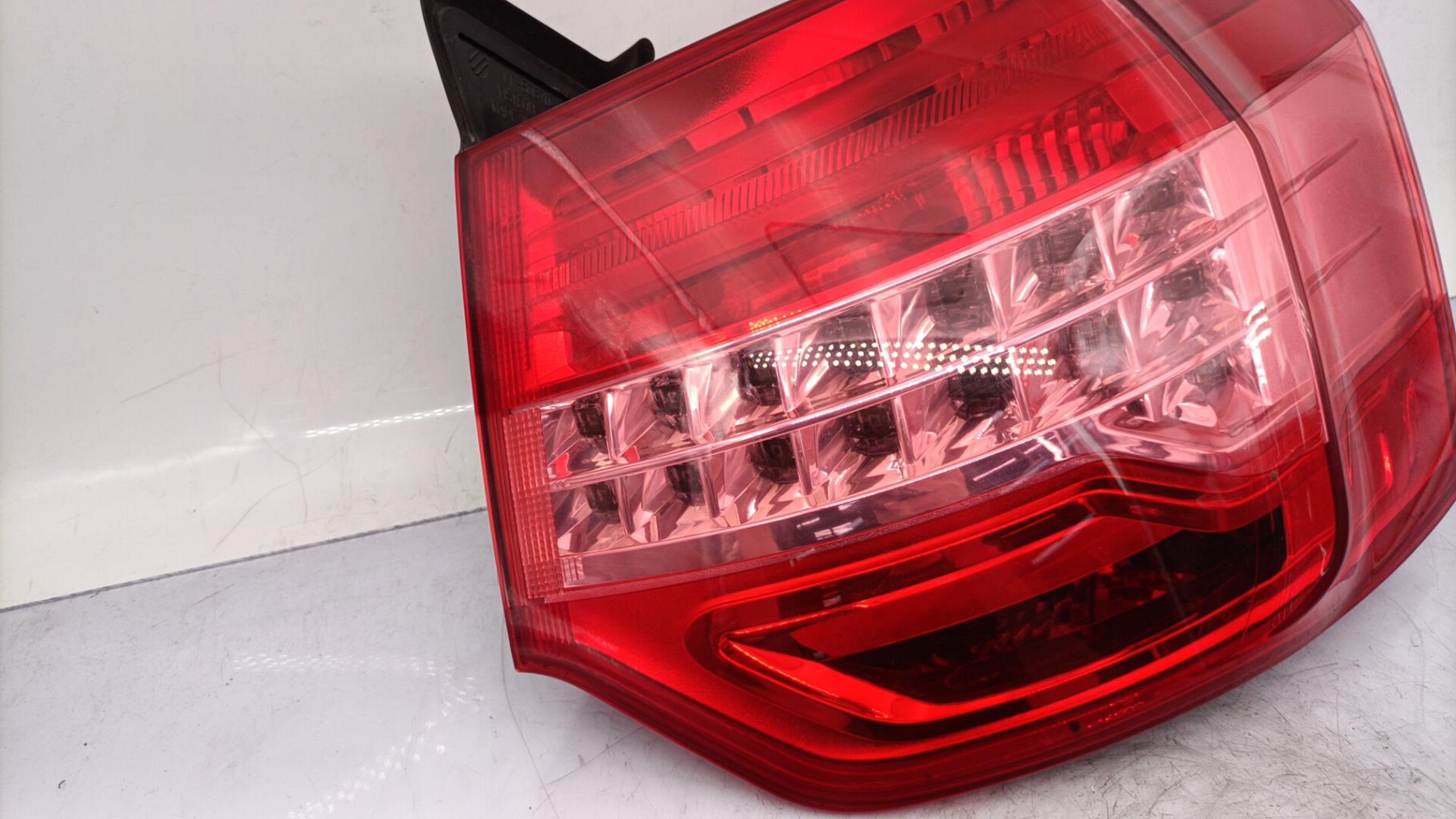 Fanale posteriore principale destro (luci) CITROEN C5 2 Diésel - 1