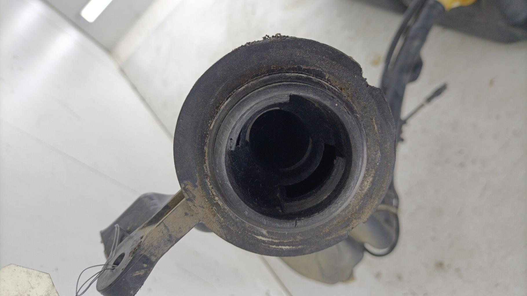 Reservoir CITROEN C4 1 PHASE 1 Diesel - 1