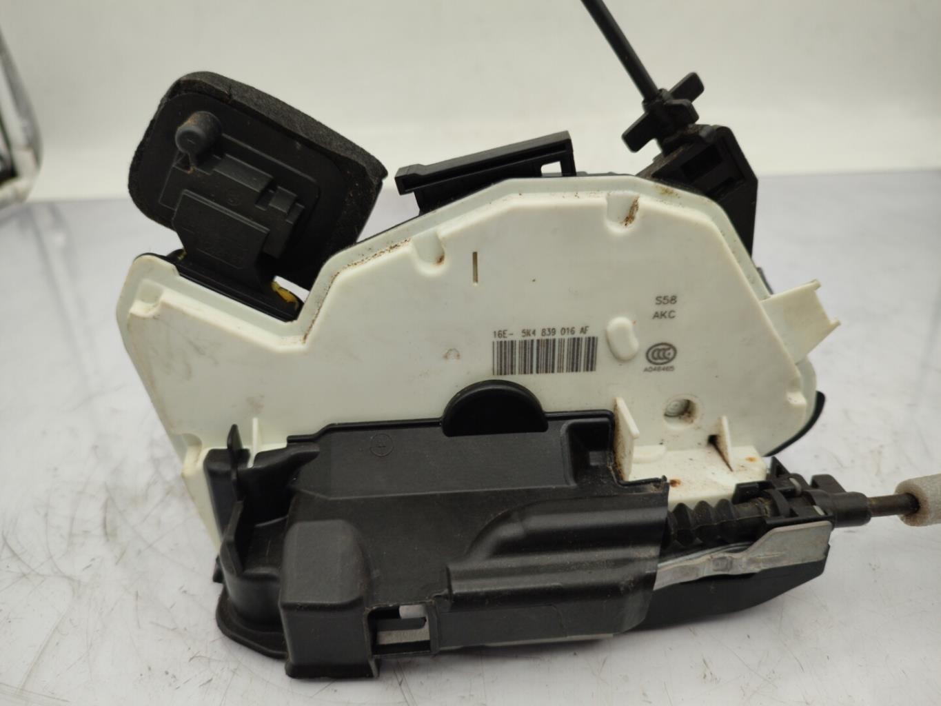 Serratura posteriore destra SEAT LEON 3 PHASE 2 Gasolina - 1
