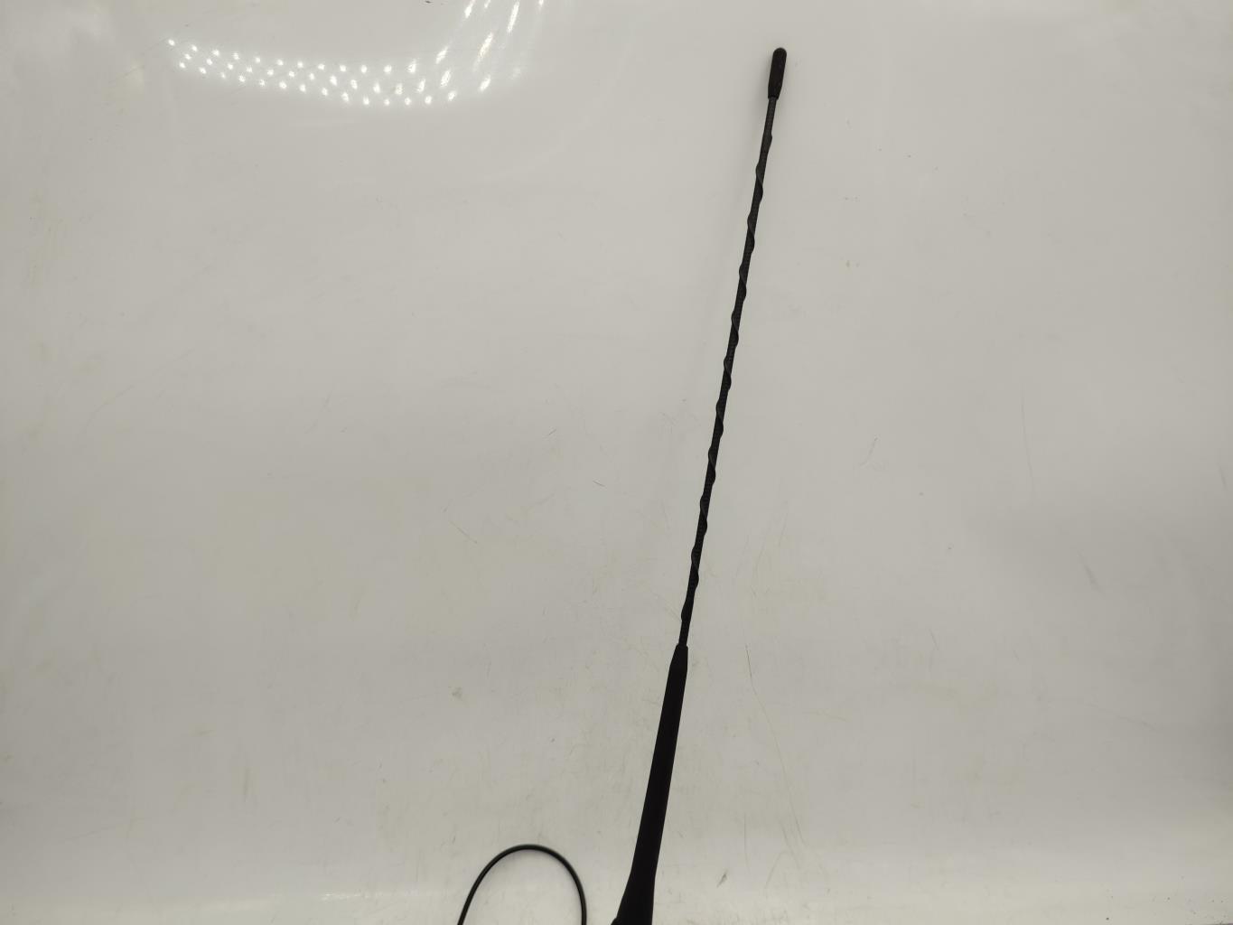 Antenne PEUGEOT 407 PHASE 1 BREAK Diesel - 1