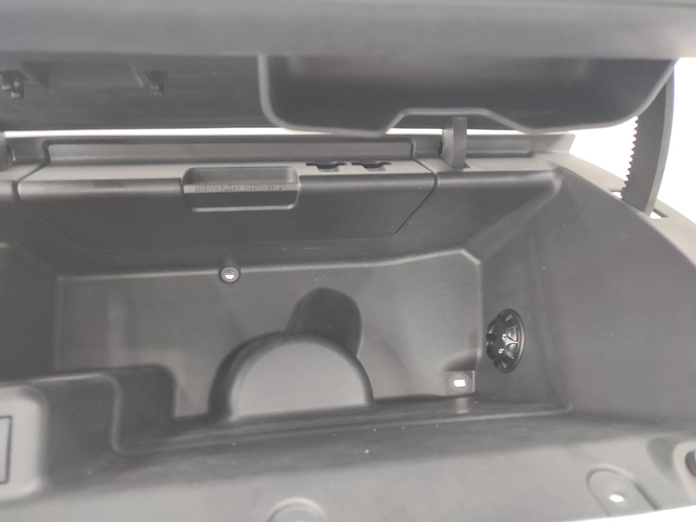 Vano portaoggetti VOLKSWAGEN POLO 5 PHASE 2 Gasolina - 1