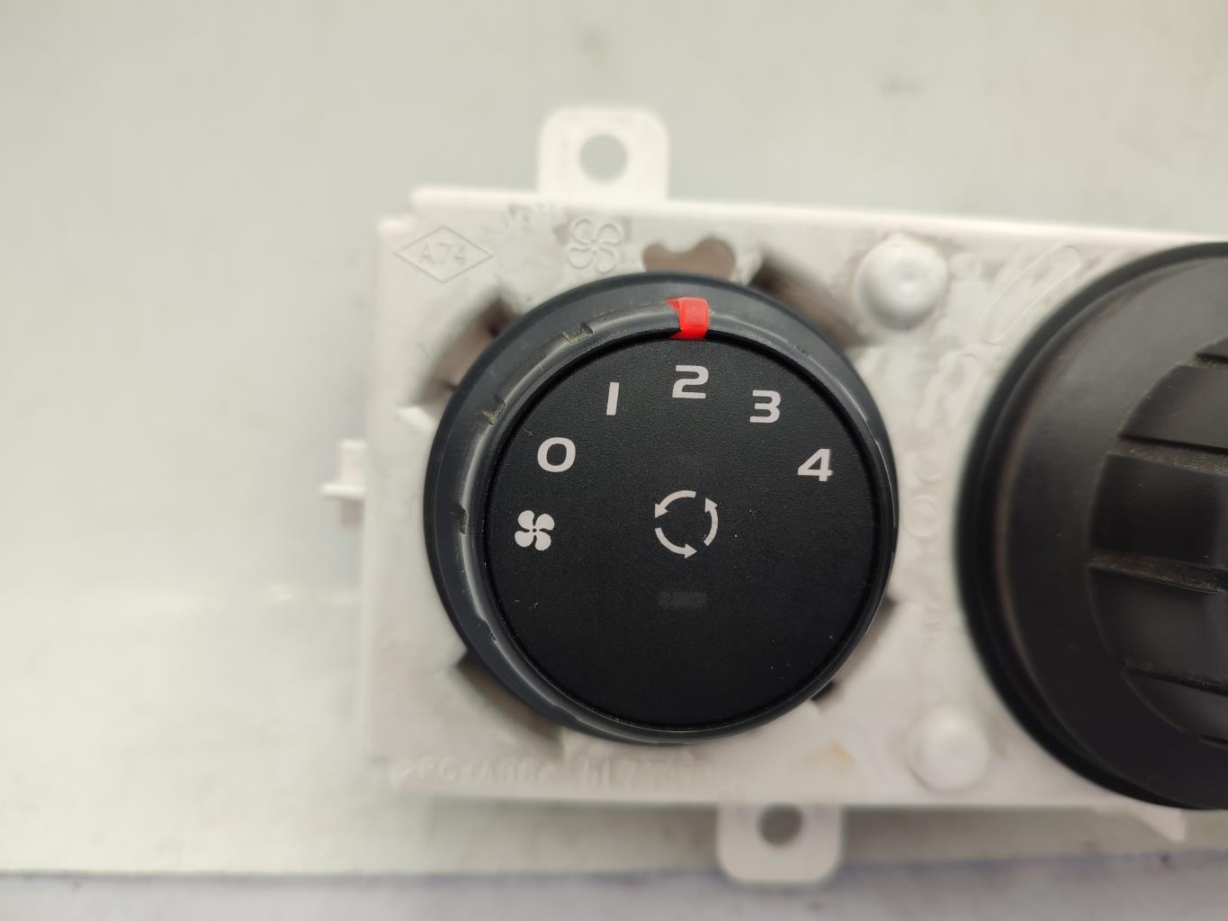 Commande chauffage RENAULT MASTER 3 PHASE 2 Diesel - 1