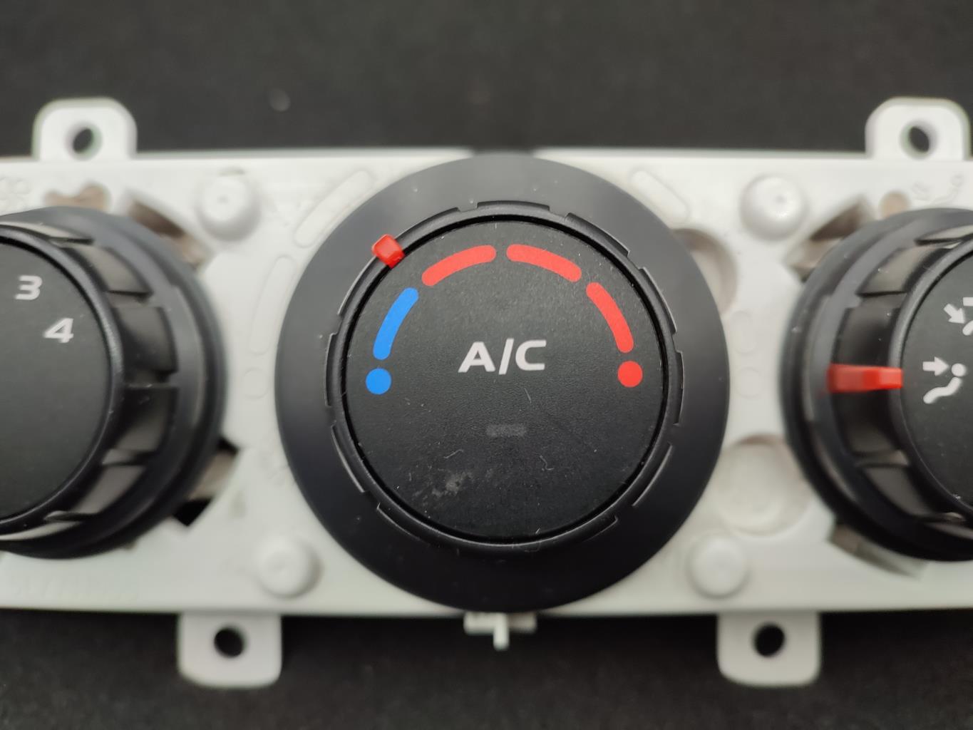 Commande chauffage RENAULT MASTER 3 PHASE 2 Diesel - 1