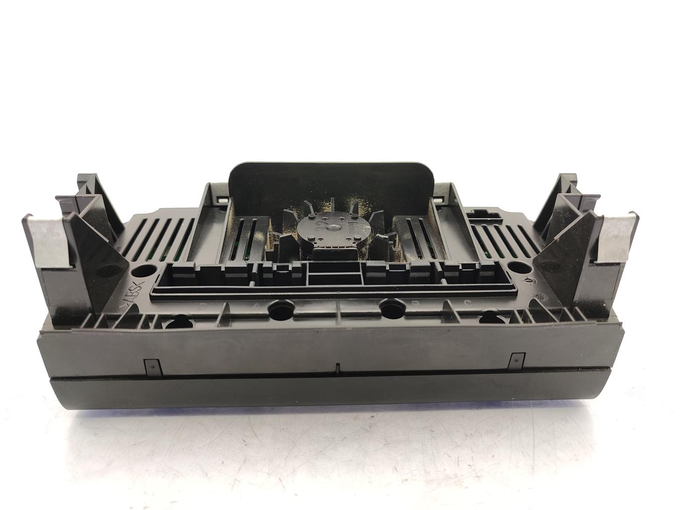 Commande chauffage AUDI A3 2 SPORTBACK PHASE 2 Diesel - 1