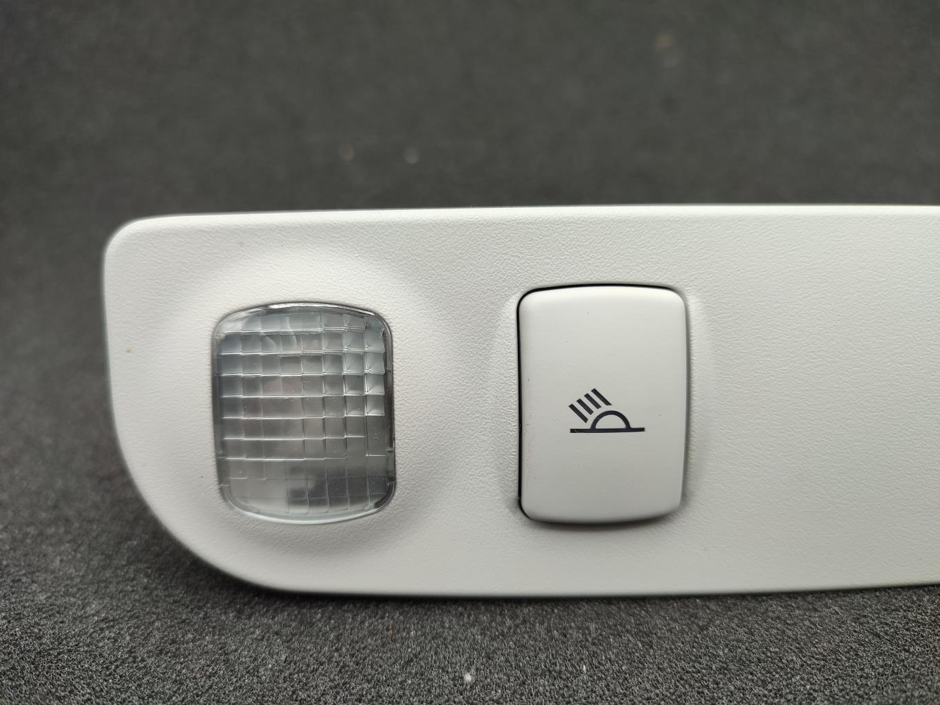 Eclairage de plafonnier AUDI A3 2 SPORTBACK PHASE 2 Diesel - 1