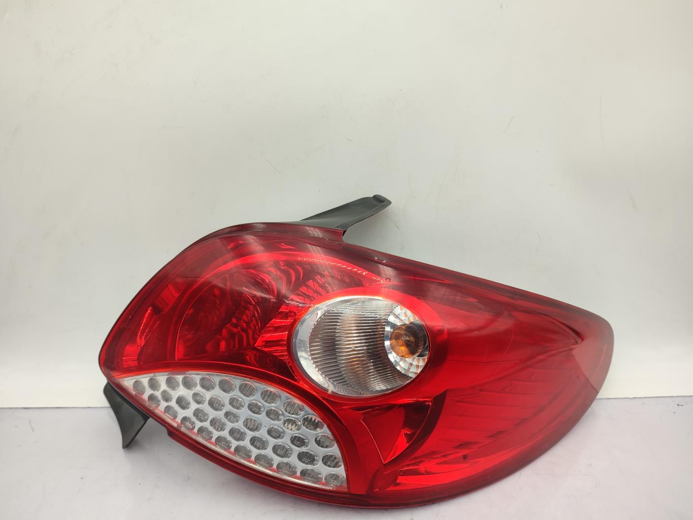 Fanale posteriore principale destro (luci) PEUGEOT 206+ Diésel - 1