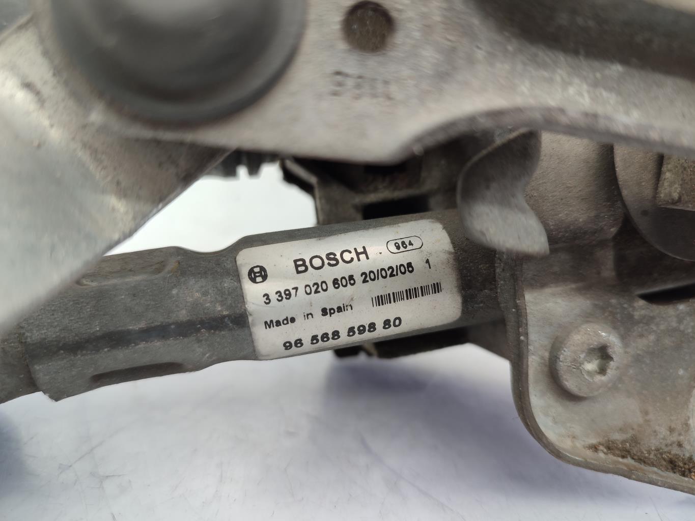 Motore tergicristallo anteriore destro PEUGEOT 407 PHASE 1 BREAK Diésel - 1