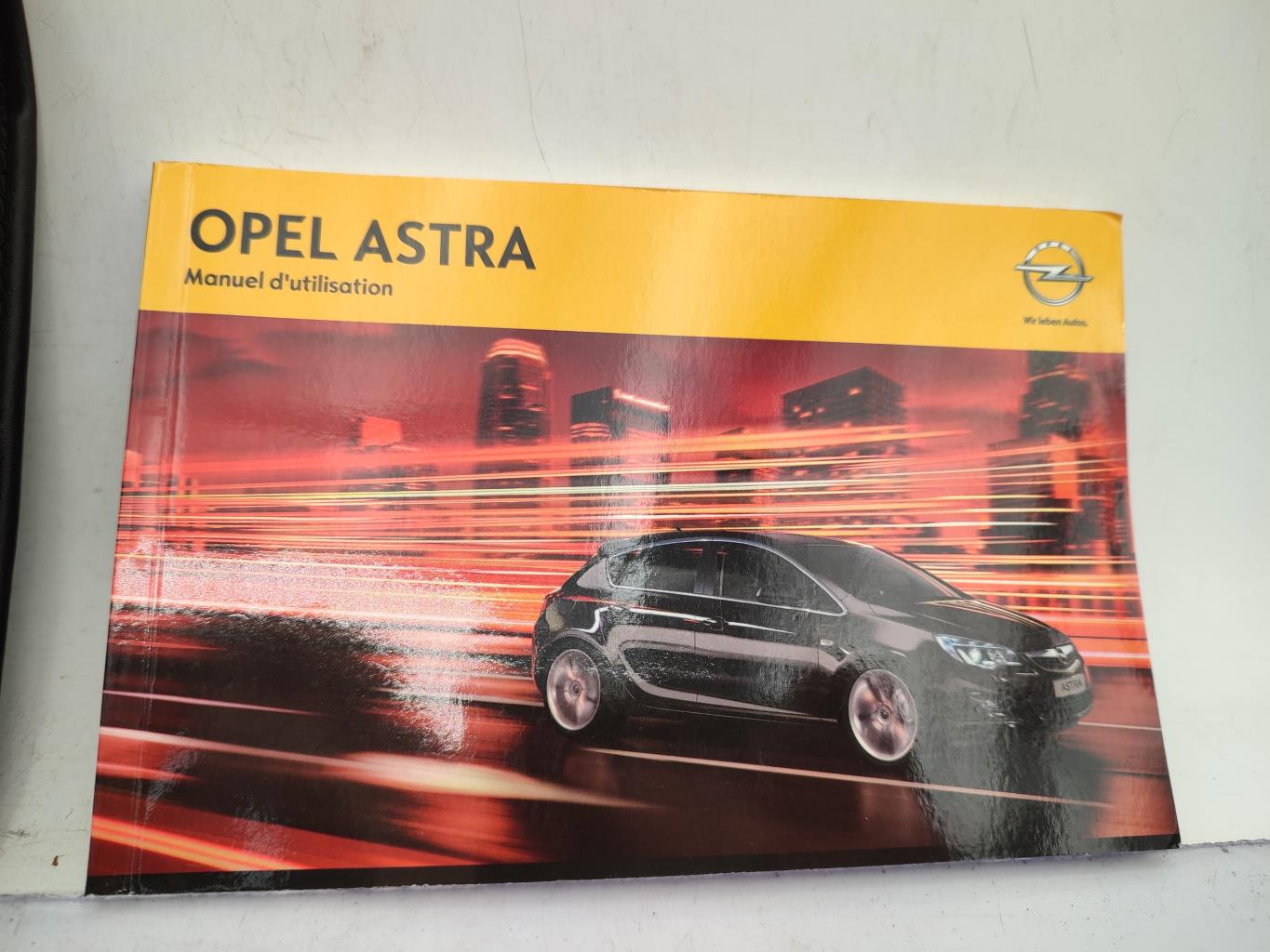 Notice d'utilisation OPEL ASTRA J PHASE 1 Diesel - 1