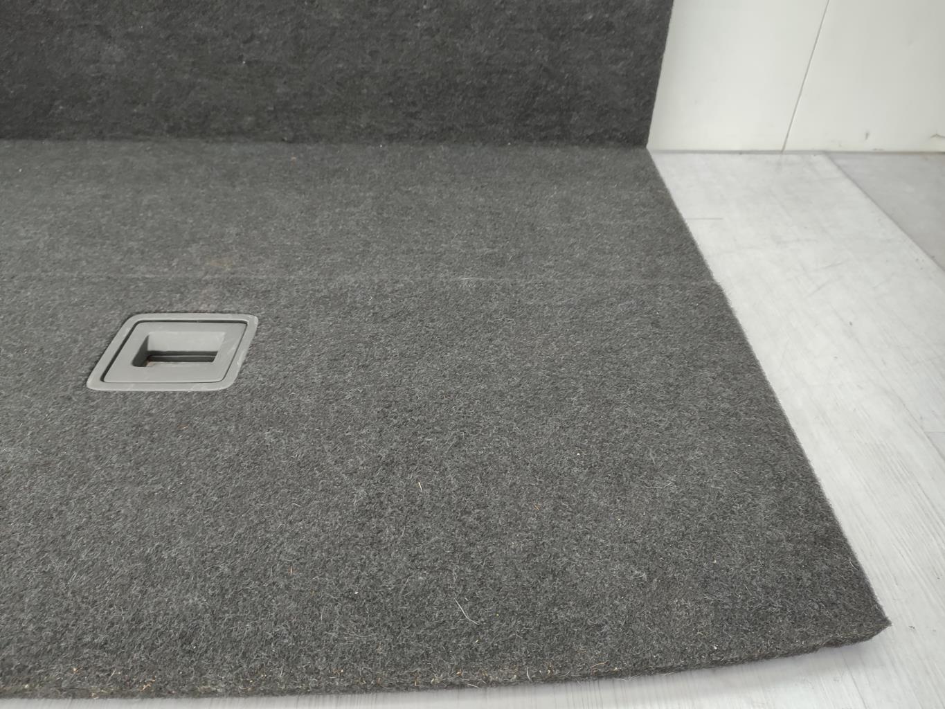 Tapis de coffre VOLKSWAGEN PASSAT 5 BREAK Diesel - 1