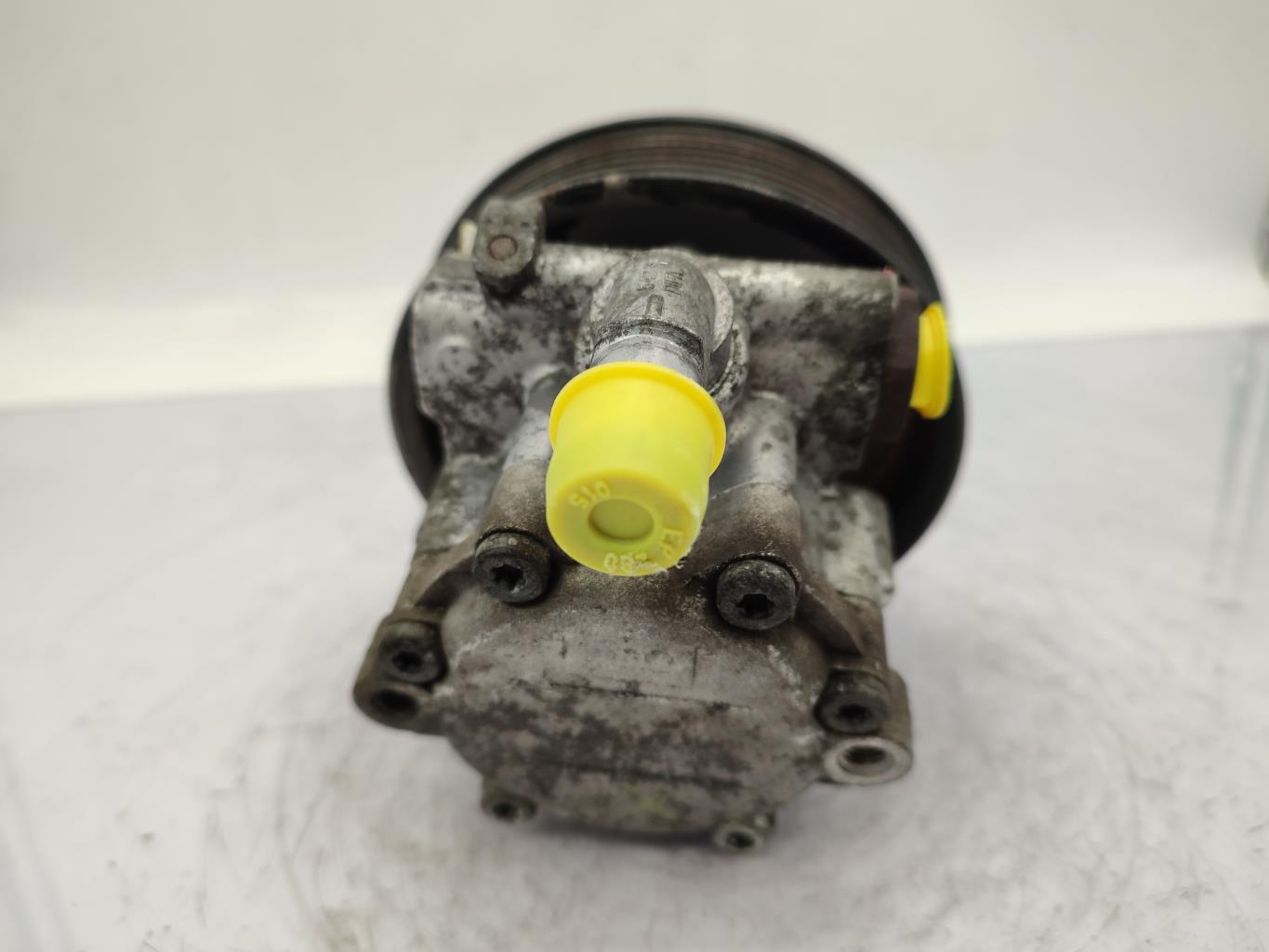 Pompe de direction RENAULT TRAFIC 2 PHASE 2 Diesel - 1