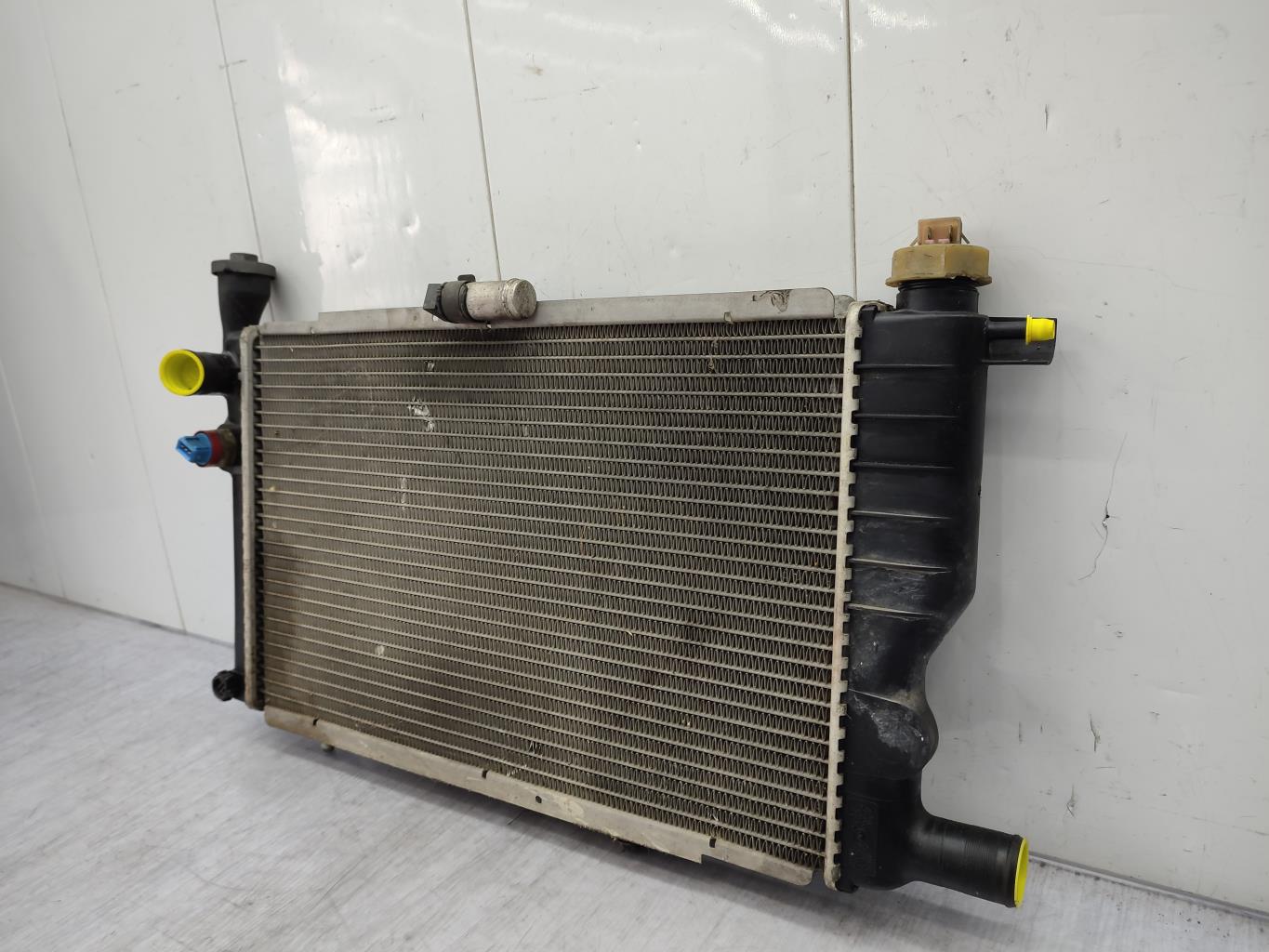 Radiatore acqua PEUGEOT 205 PHASE 2 Gasolina - 1