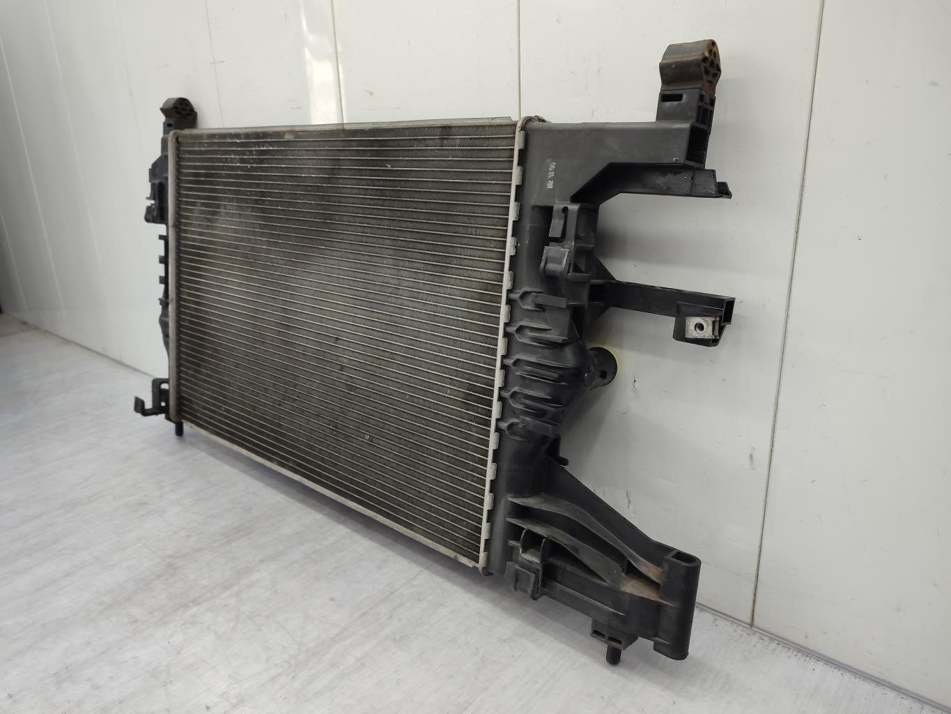 Radiateur eau OPEL ASTRA J PHASE 1 Diesel - 1