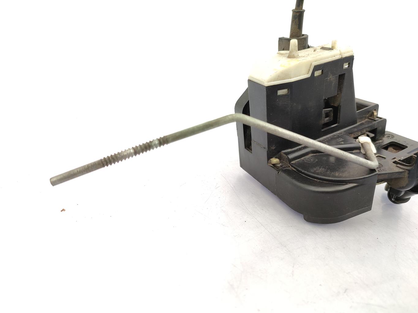 Serrure avant droit RENAULT CLIO 2 PHASE 2 Diesel - 1