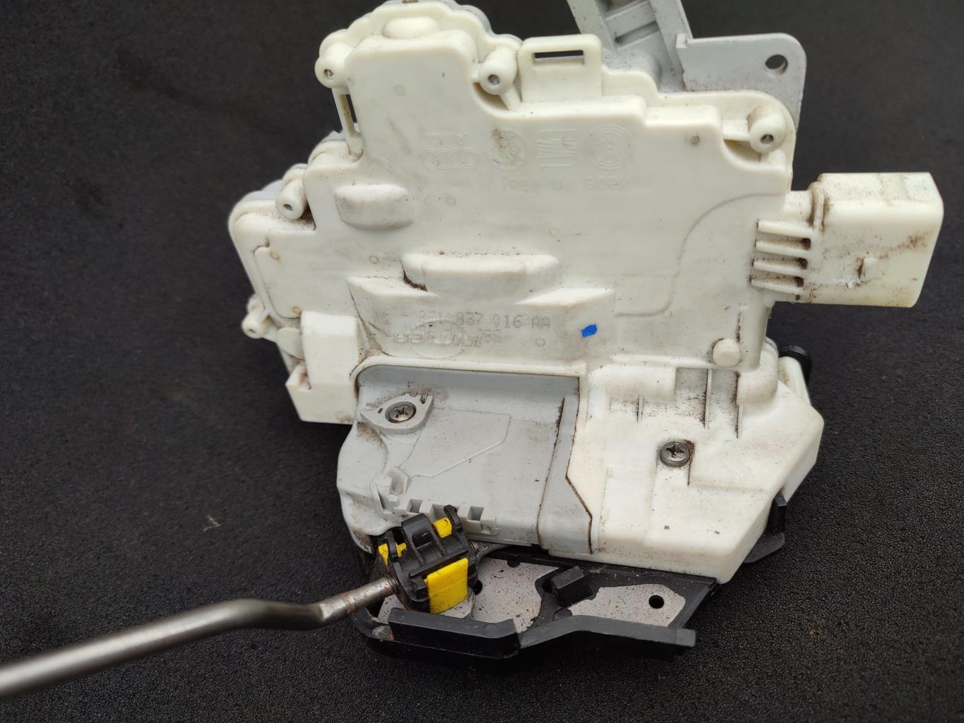 Serrure avant droit SEAT EXEO Diesel - 1