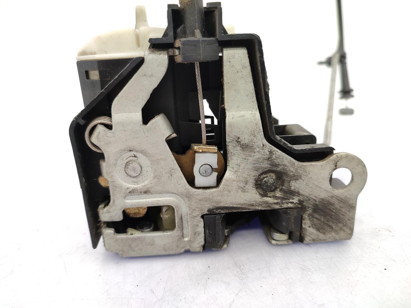 Serrure avant gauche RENAULT CLIO 2 PHASE 2 Diesel - 1