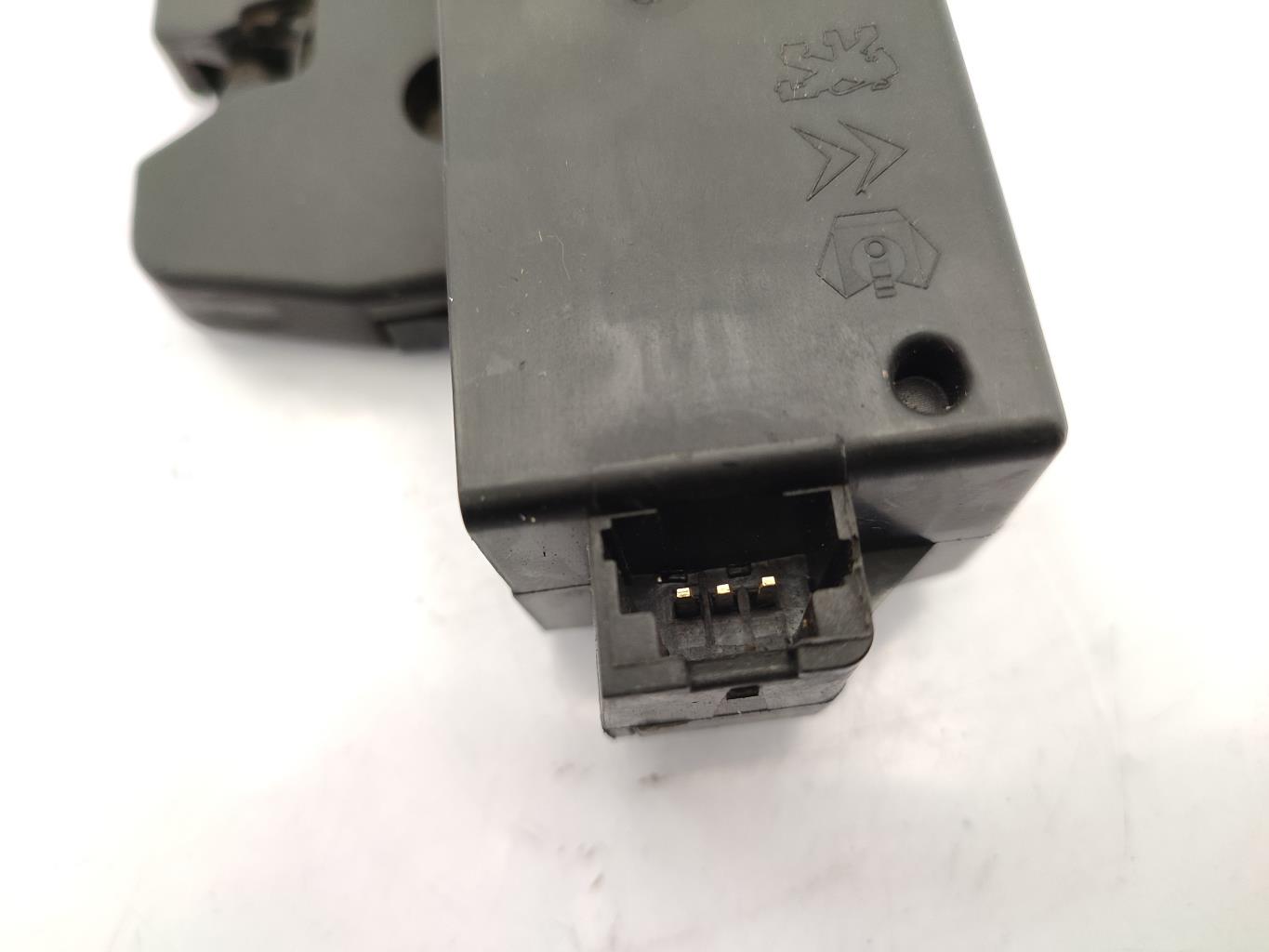 Serrure de coffre CITROEN C3 1 PHASE 2 Essence - 1