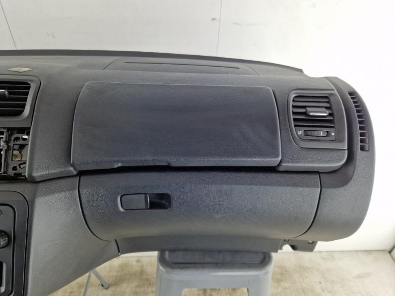 Tableau de bord SKODA FABIA 2 PHASE 2 Diesel - 1