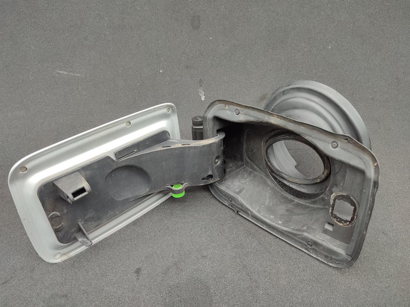 Trappe d'essence BMW SERIE 3 E90  - 1