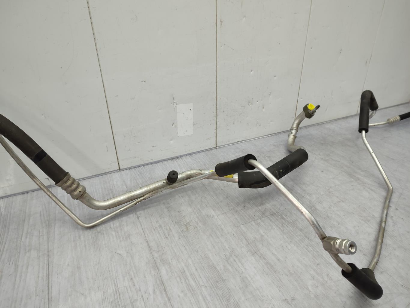 Tuyau de climatisation OPEL ASTRA J PHASE 1 Diesel - 1