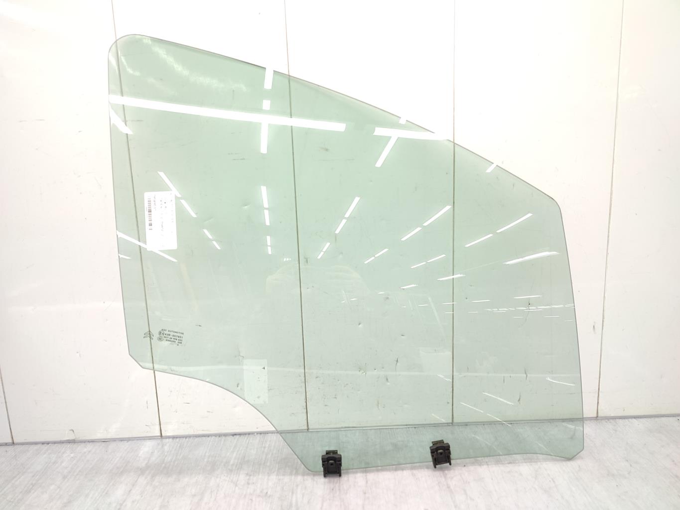 Vitre avant droit CITROEN C3 2 PHASE 2 Essence - 1