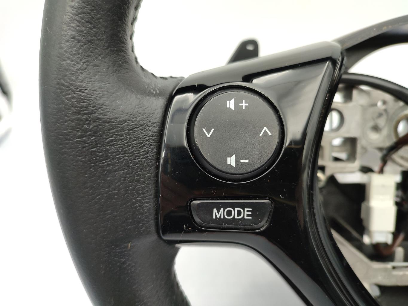 Volant CITROEN C1 2 Essence - 1