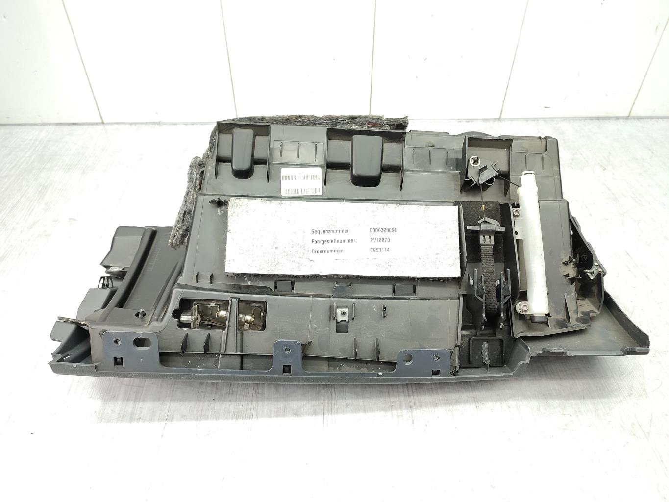 Vano portaoggetti BMW SERIE 1 E87 PHASE 1 Diésel - 1