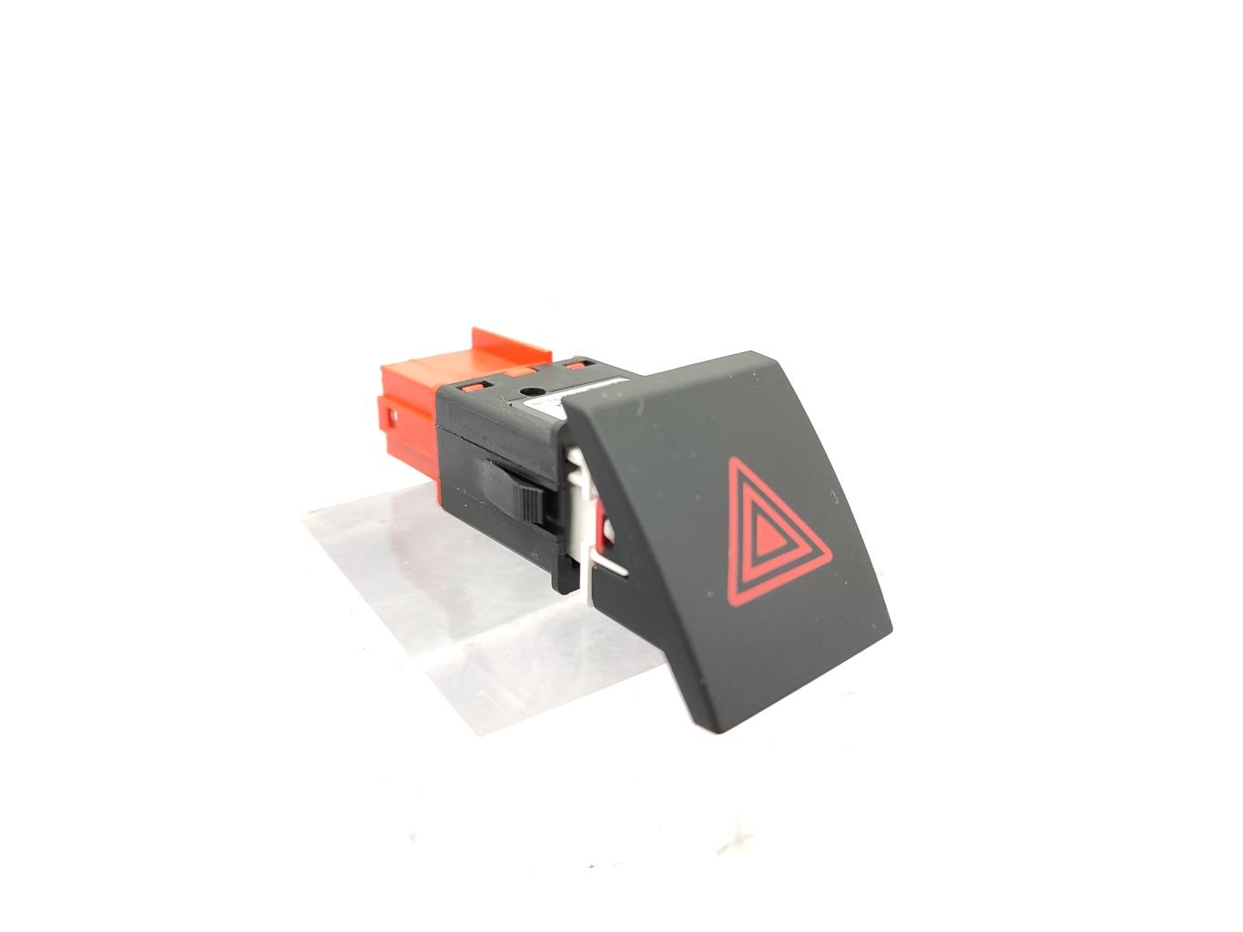 Bouton de warning SKODA FABIA 2 PHASE 2 Essence - 1