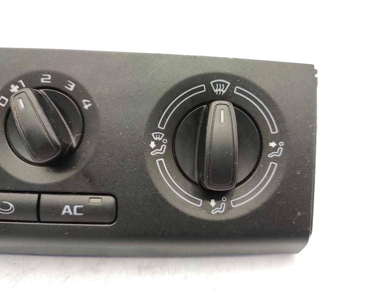 Commande chauffage SKODA FABIA 2 PHASE 2 Diesel - 1