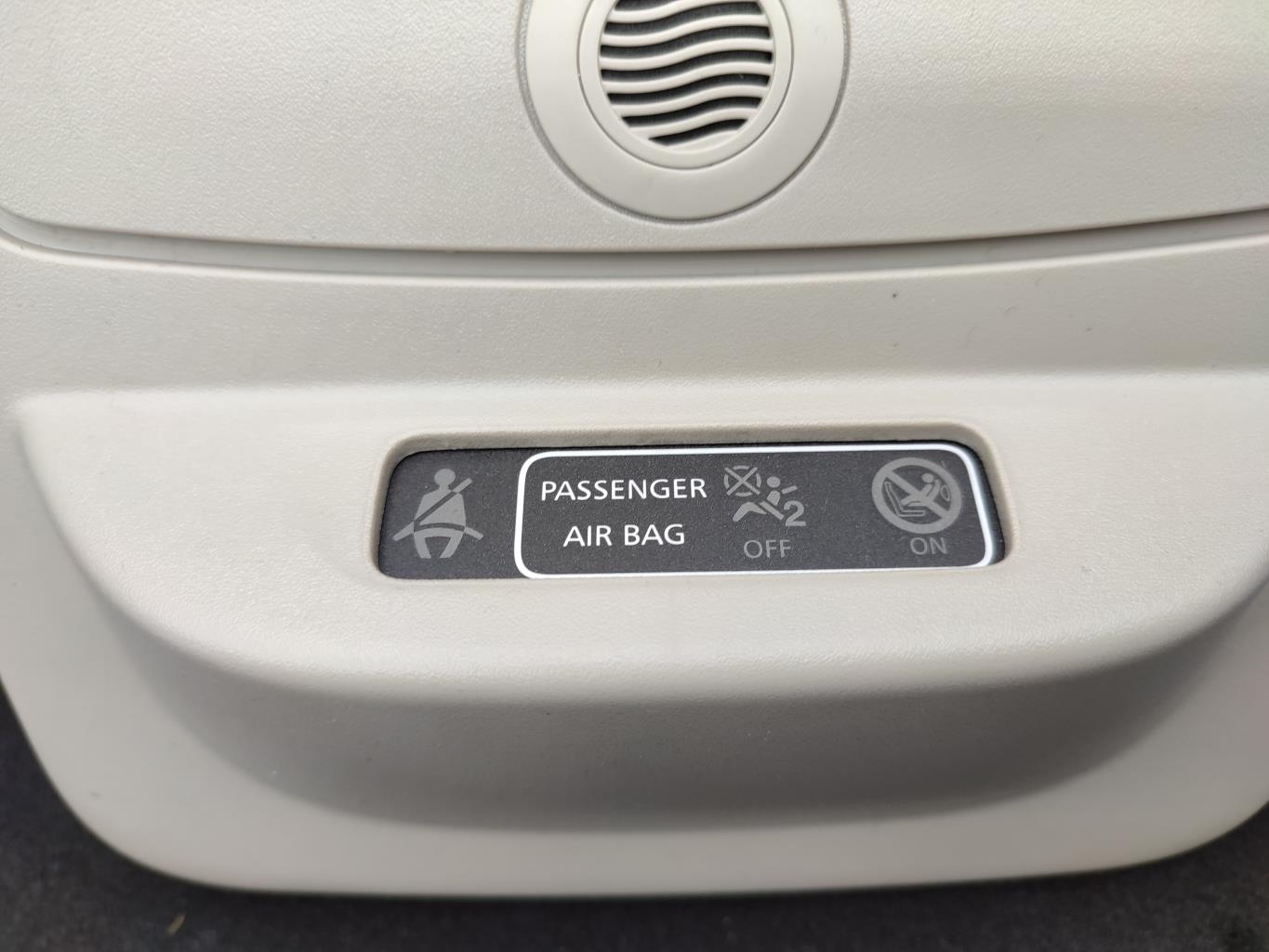 Eclairage de plafonnier RENAULT CLIO 4 PHASE 1 Diesel - 1