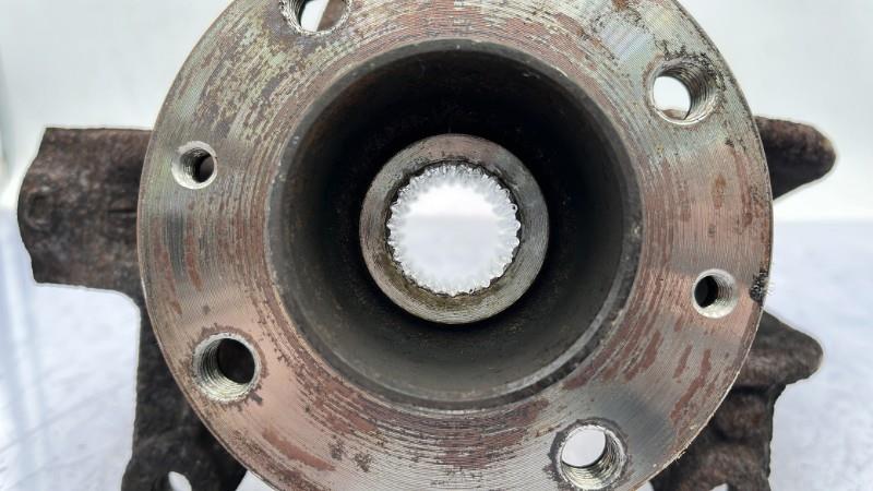 Fusee avant droit RENAULT MEGANE 2 PHASE 1 Essence - 1