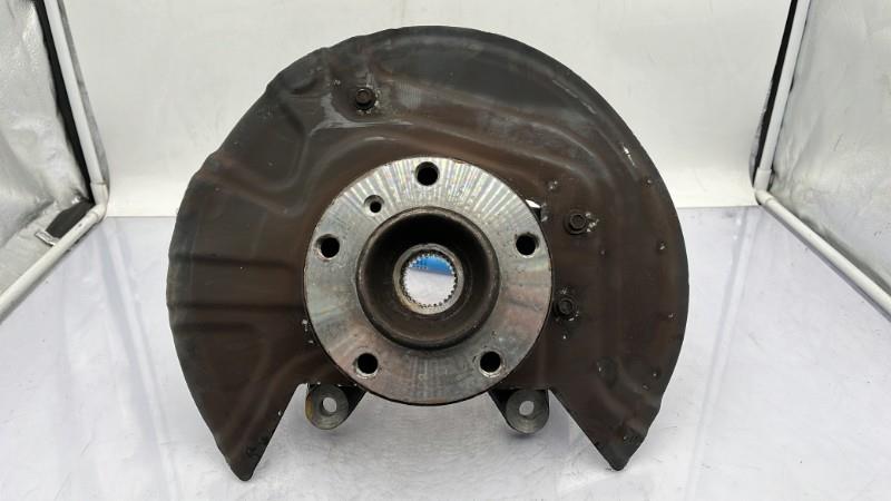 Fusee avant gauche BMW X3 E83 PHASE 2 Diesel - 1
