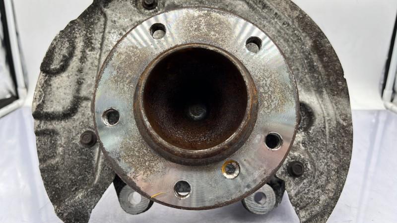 Fusee avant gauche BMW SERIE 3 E90  - 1