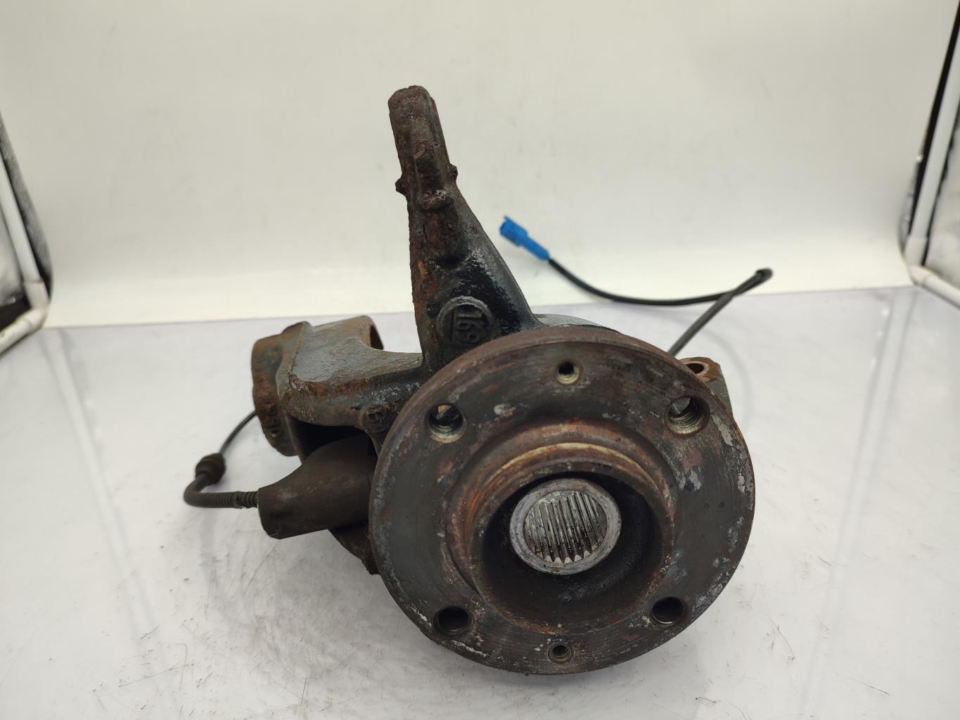Fusee avant gauche PEUGEOT 207 PHASE 1 Diesel - 1