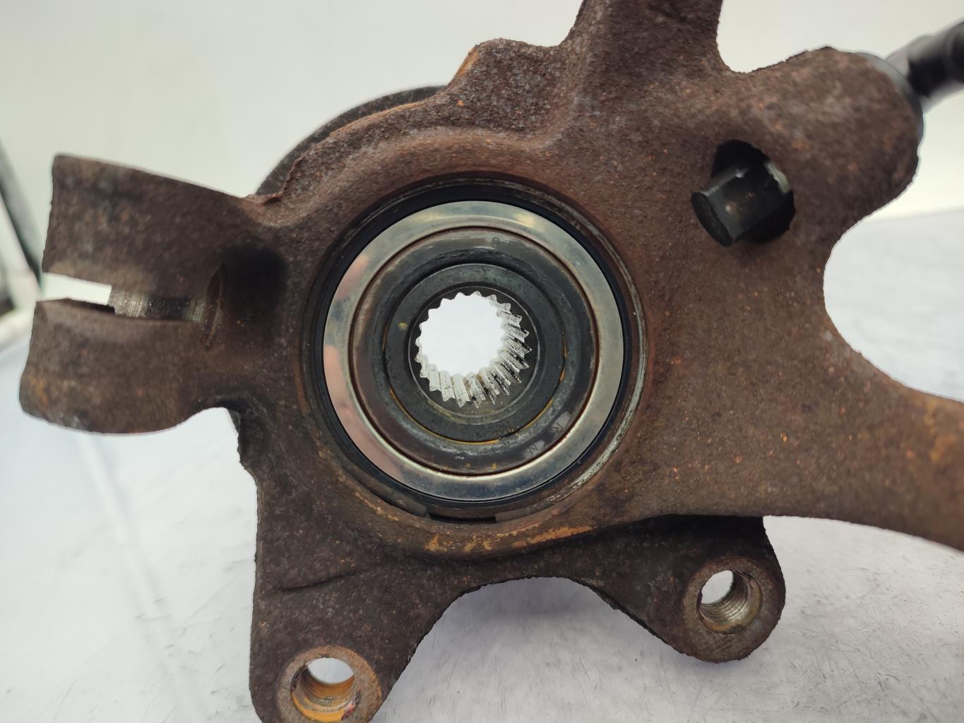 Fusee avant gauche RENAULT TWINGO 1 PHASE 3 Essence - 1