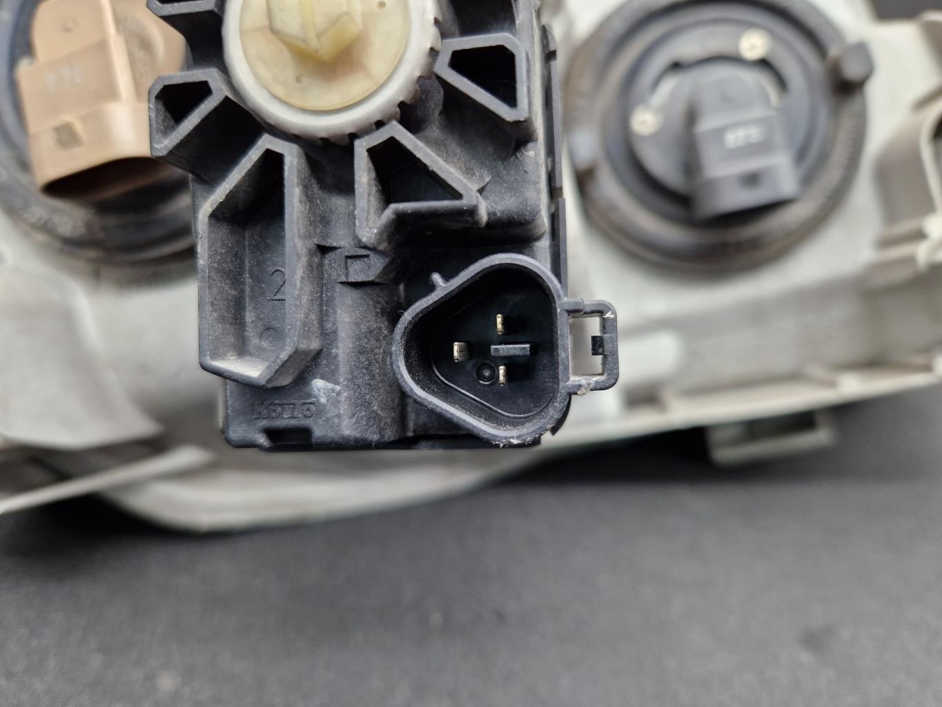 Gruppo ottico anteriore principale sinistro (luci)(faro) TOYOTA COROLLA VERSO 1 Gasolina - 1