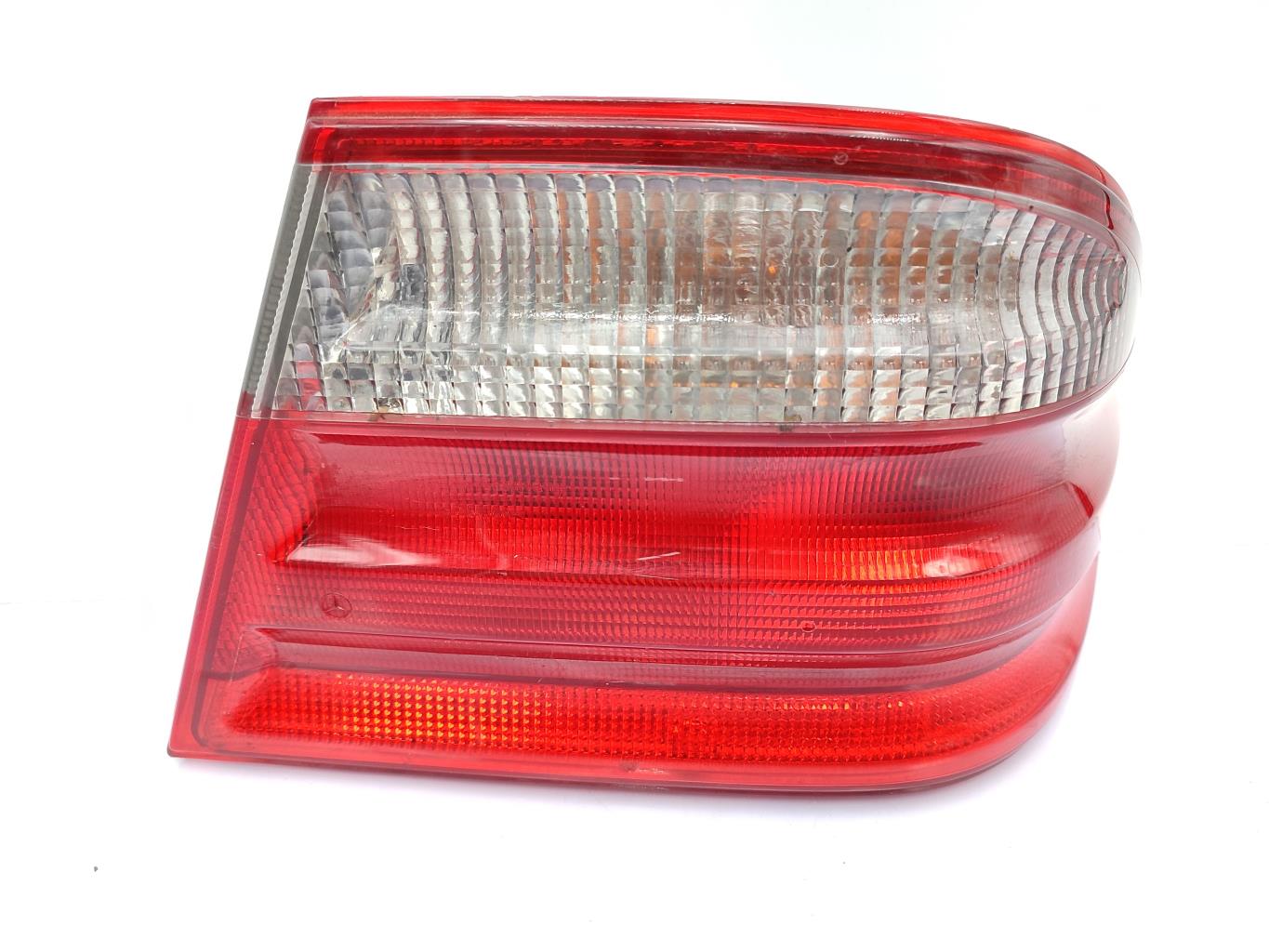 Fanale posteriore principale destro (luci) MERCEDES CLASSE E 210 PHASE 1 BREAK Gasolina - 1