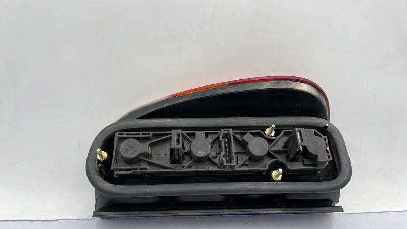 Fanale posteriore principale destro (luci) VOLKSWAGEN CADDY 2 Diésel - 1