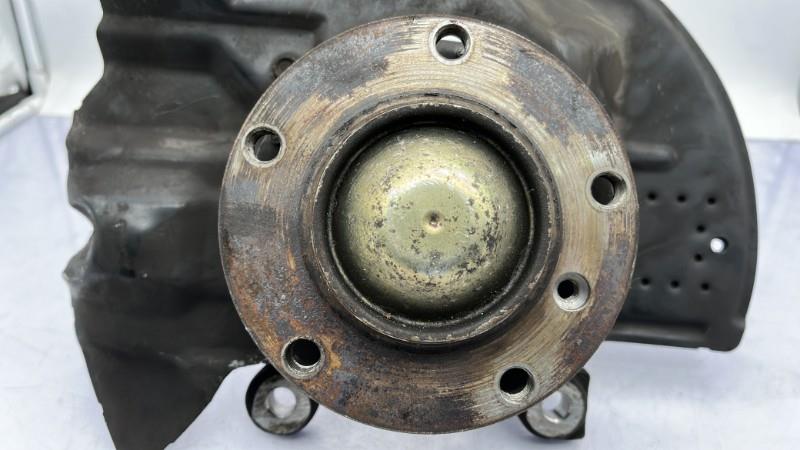 Fusee avant gauche BMW SERIE 3 E46 PHASE 1 Diesel - 1